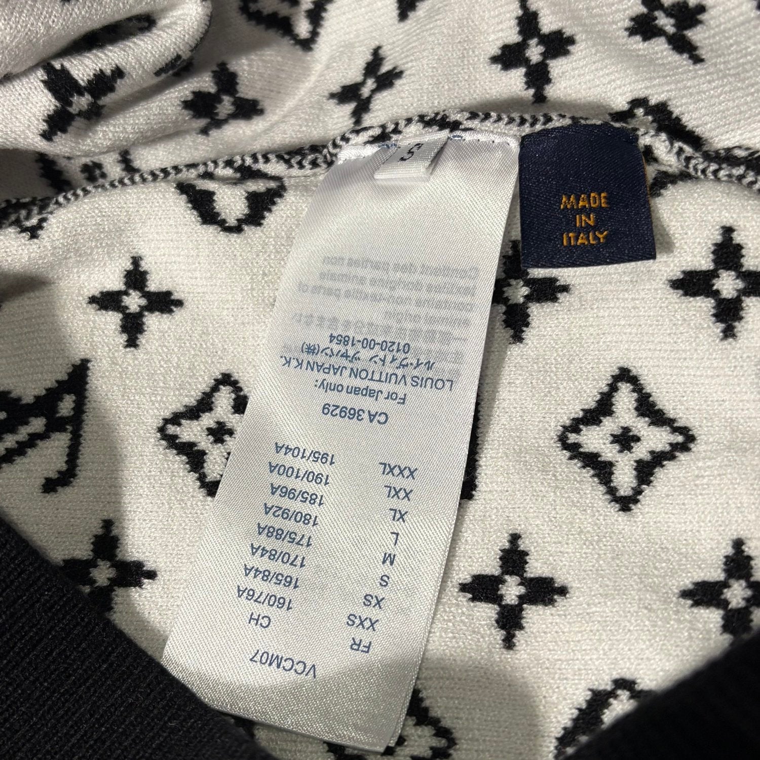 LV GRADIENT SWEATER (SIZE XS-L) - Image 7