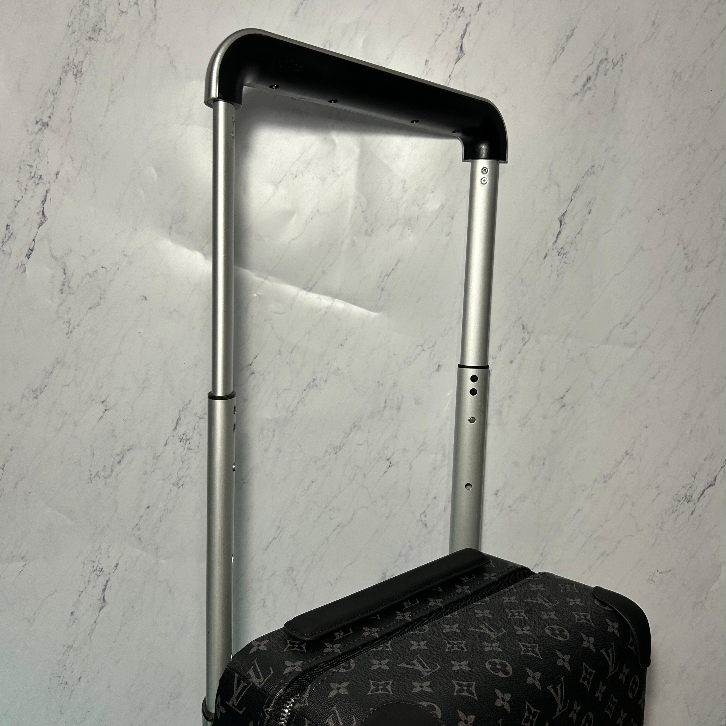 LV SUITCASE - Image 11