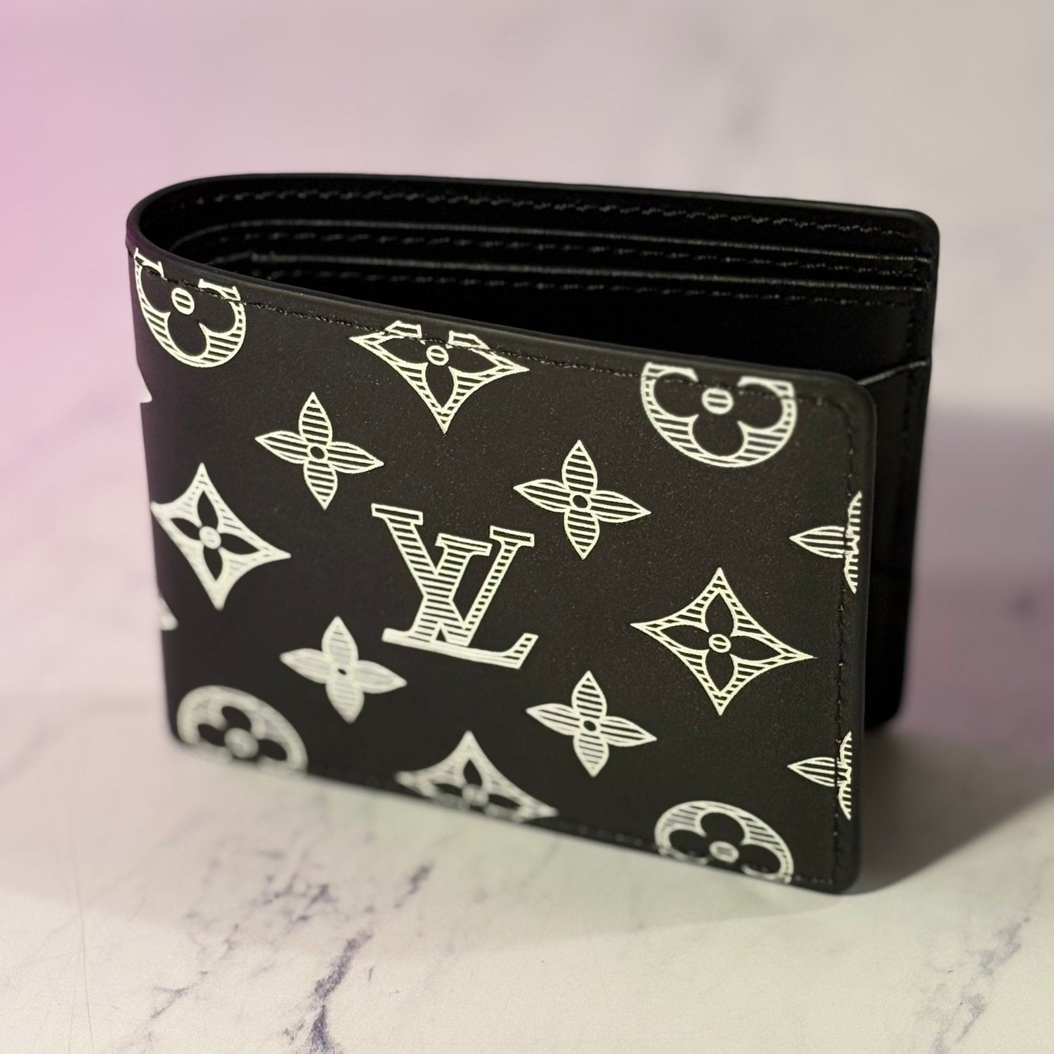 LV WALLETS (9 VARIANTS) - Image 23