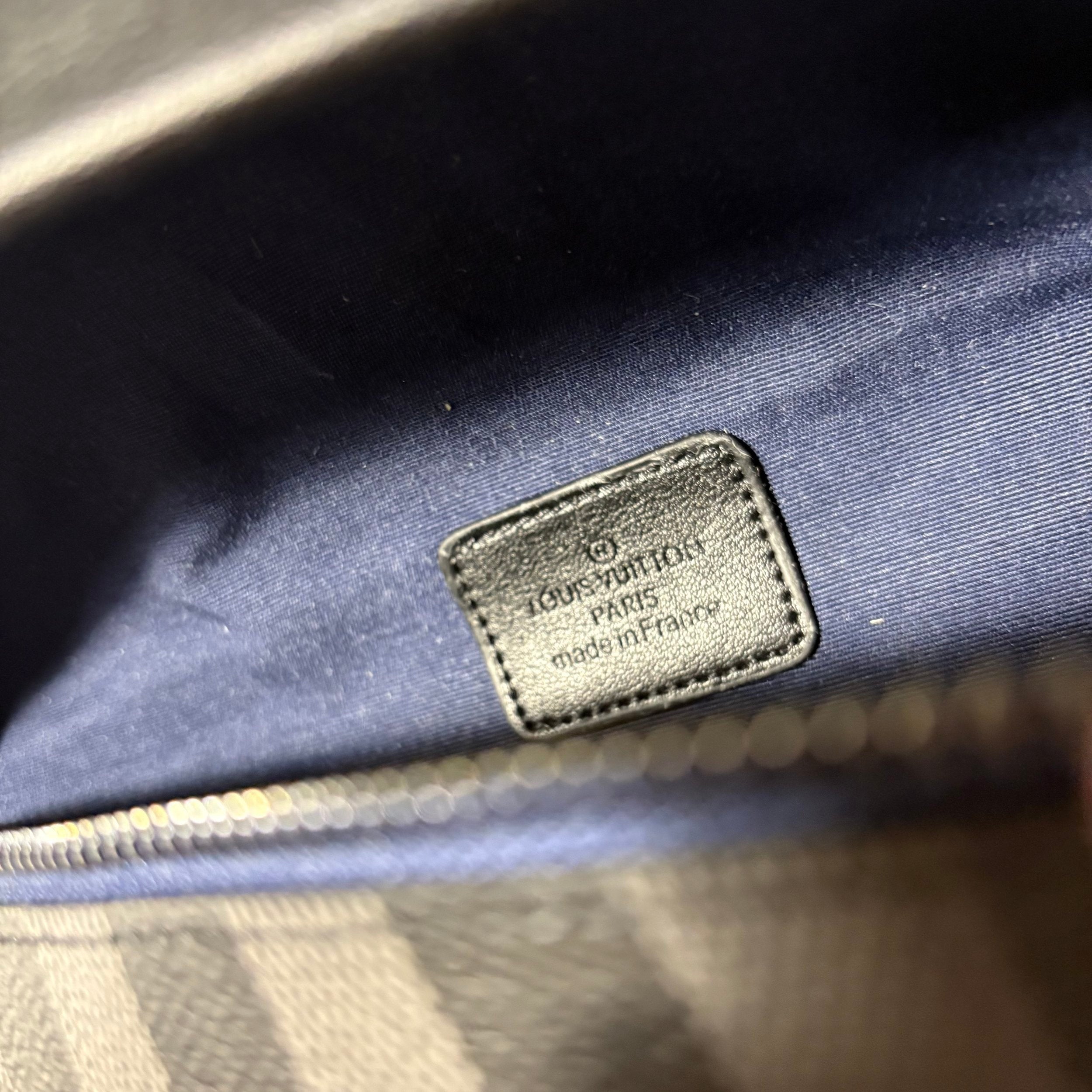 LV BUM BAG - Image 6