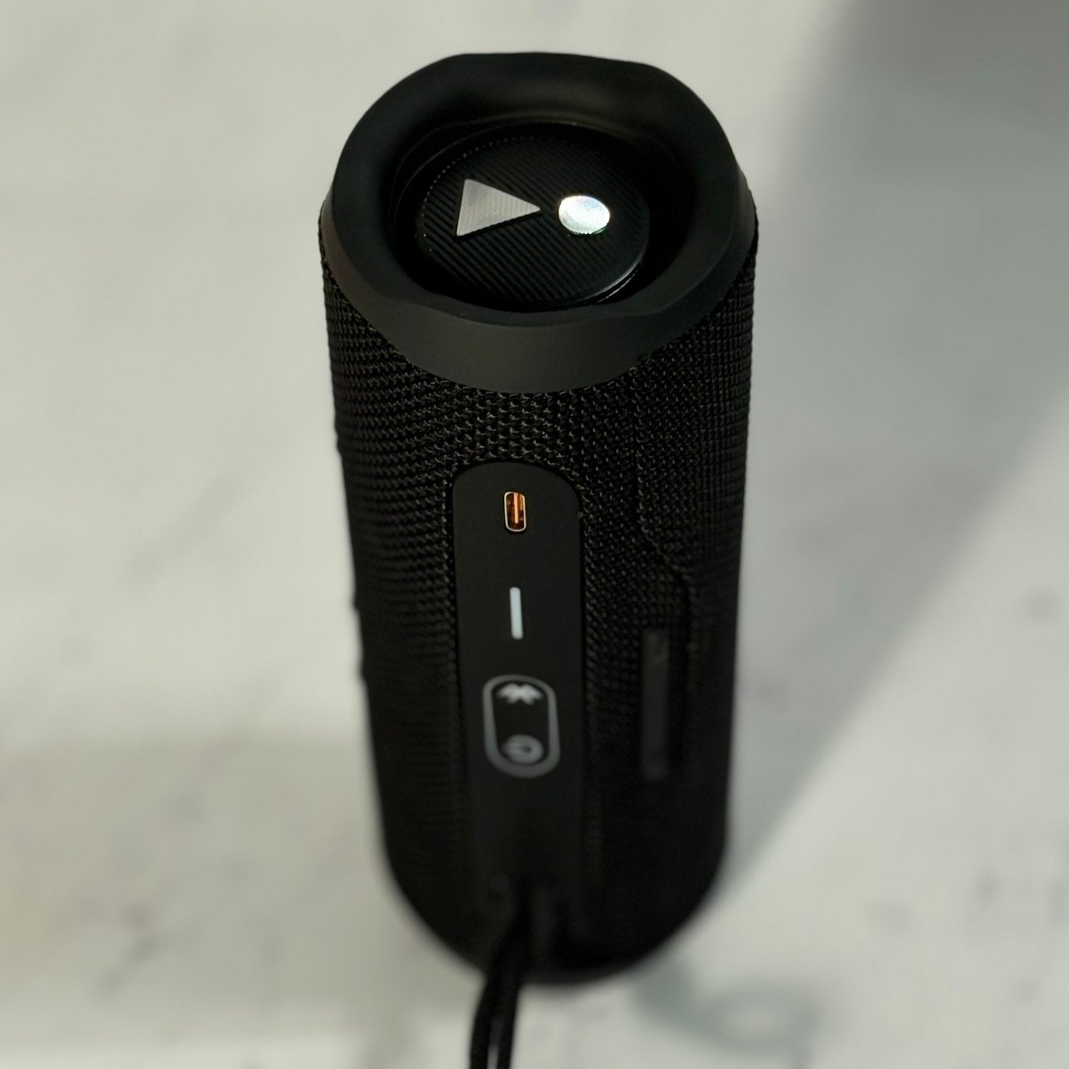 JBL FLIP 6 BLUETOOTH SPEAKER (WITH BASS) - Image 2