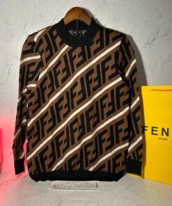 FENDI WOOL SWEATER (SIZE M-XL)