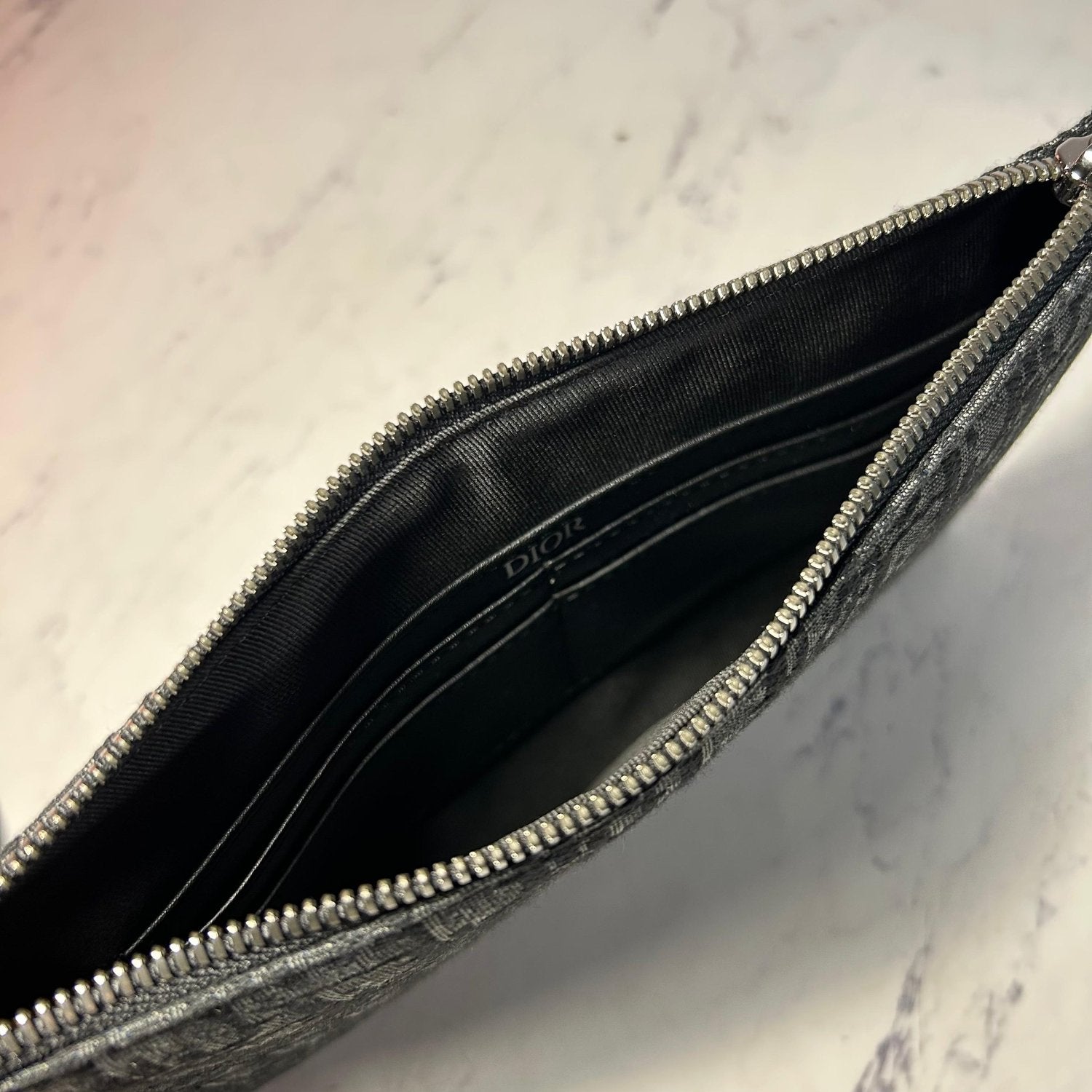 DIOR A5 ZIPPED POUCH - Image 3