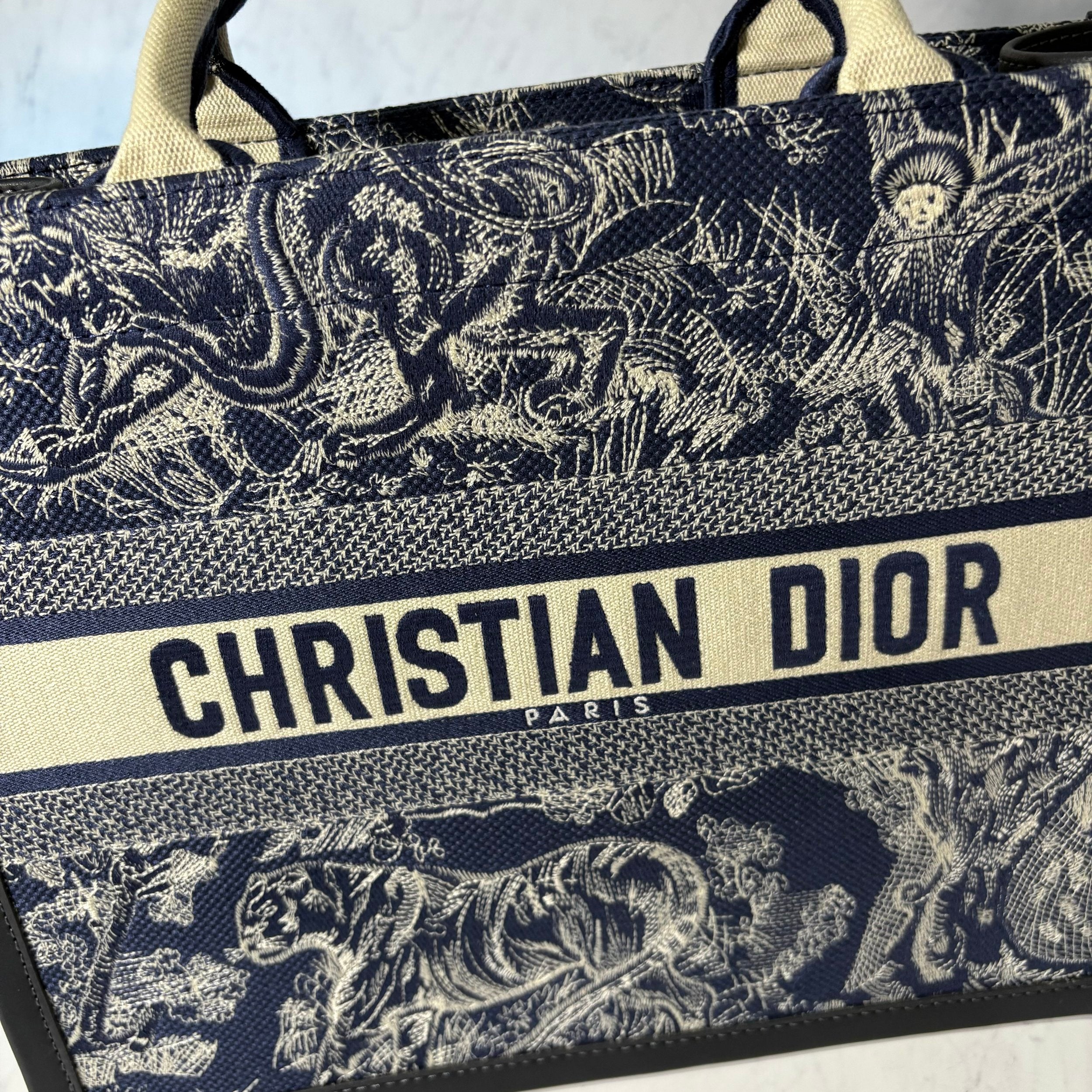 DIOR TOTE BAG JUNGLE - Image 12