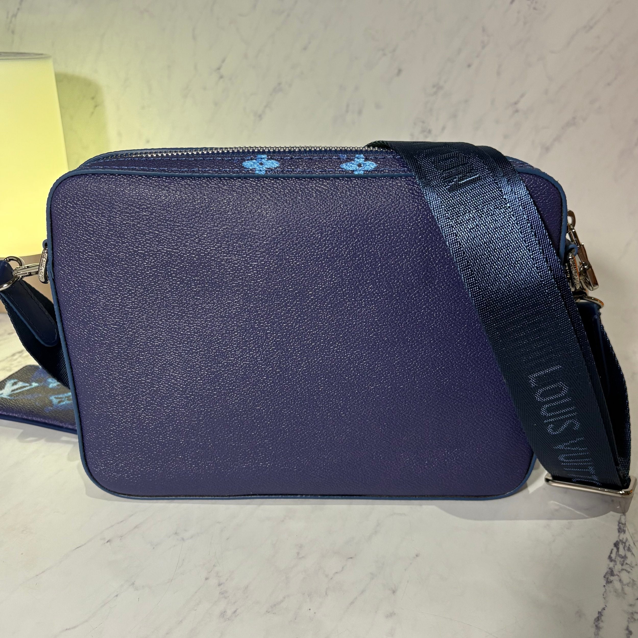 LV TRIO BAG WATERCOLOR - Image 3