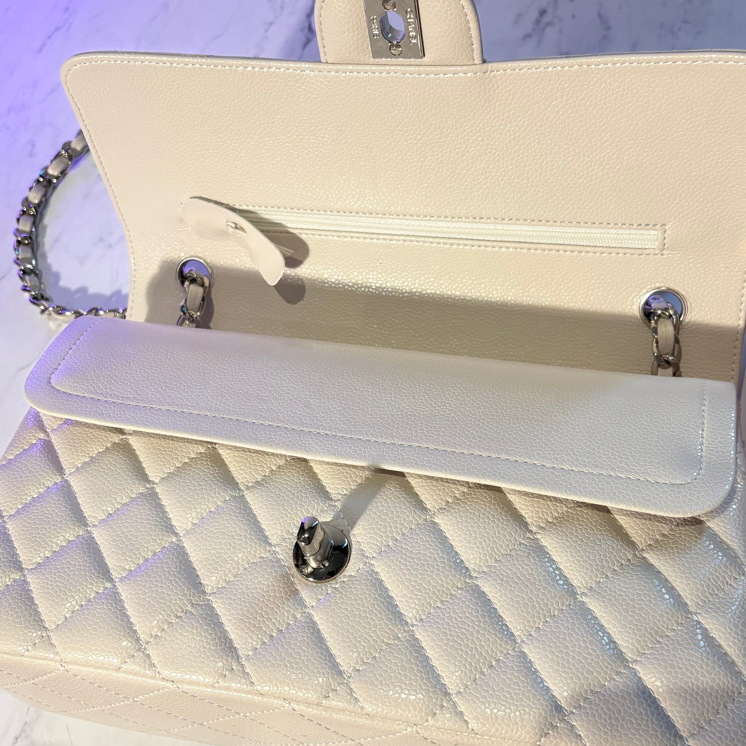 CHANEL HANDBAGS (4 COLOURS) - Image 28