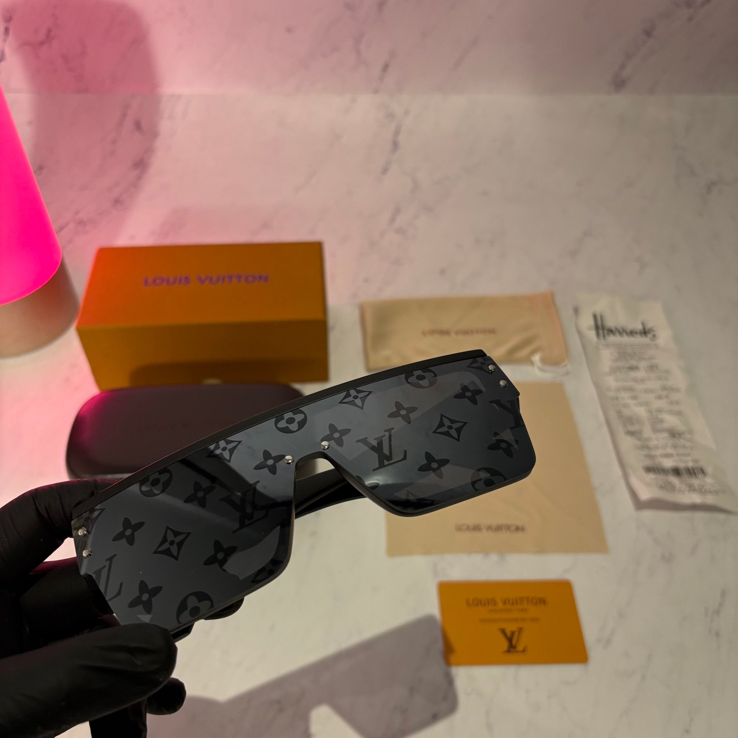 LV SUNGLASSES WAIMEA L - Image 4