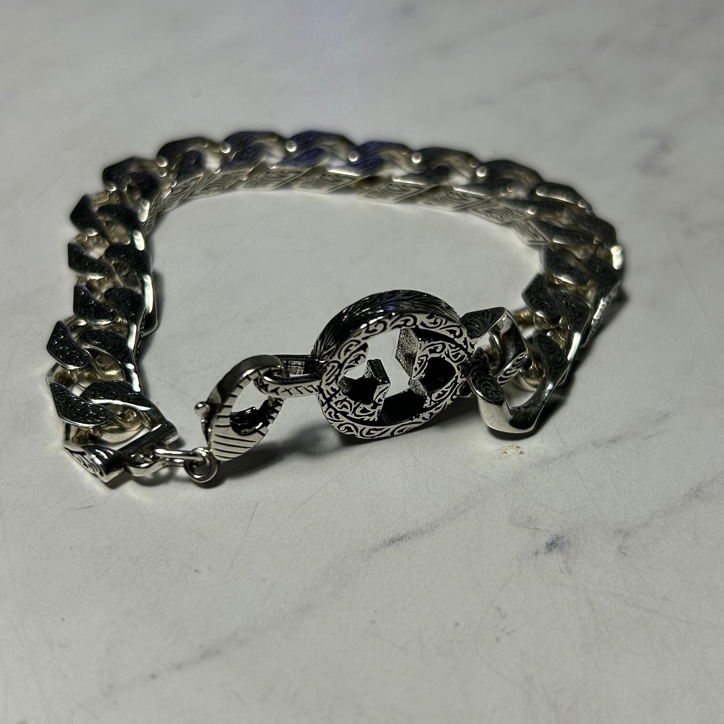 GUCCI INTERLOCKING G BRACELET - Image 8