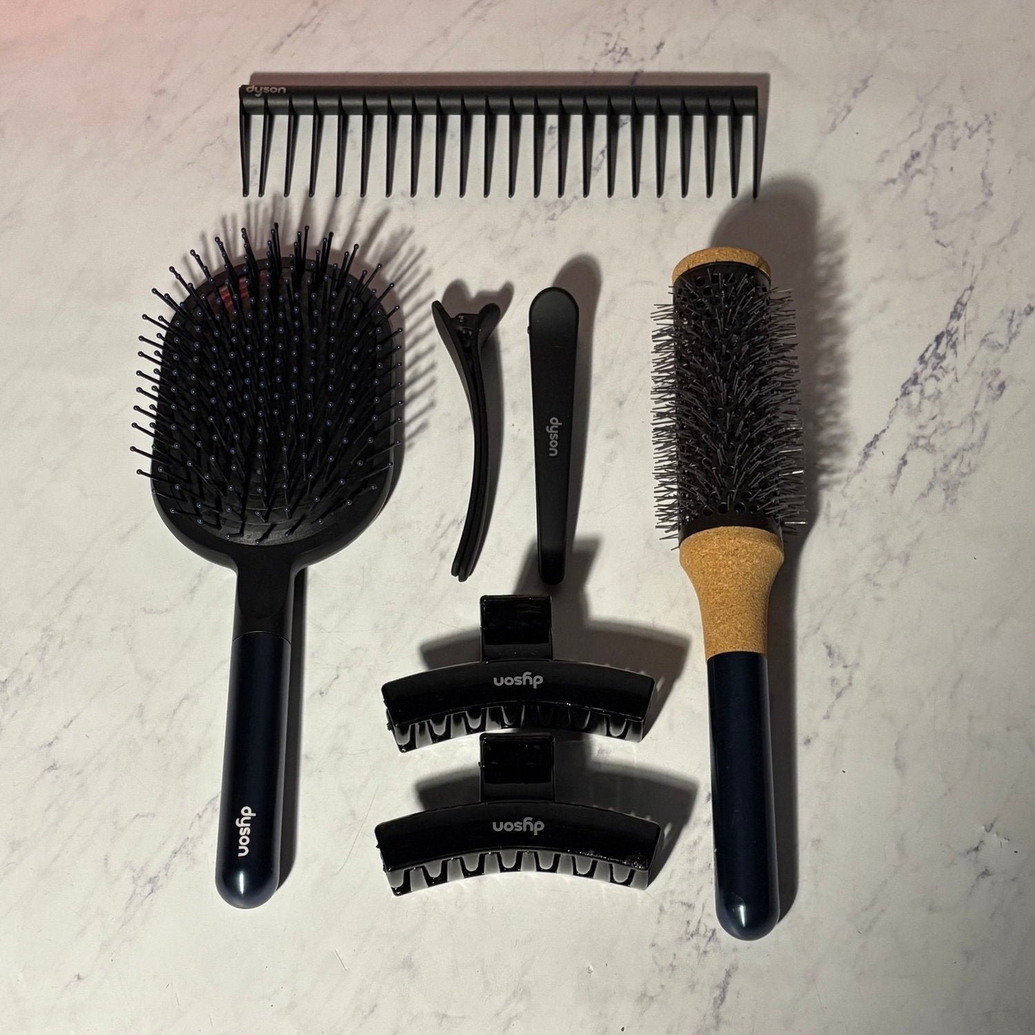 DYSON STYLING GIFT SET - Image 4