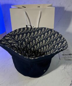 DIOR REVERSIBLE BUCKET HAT