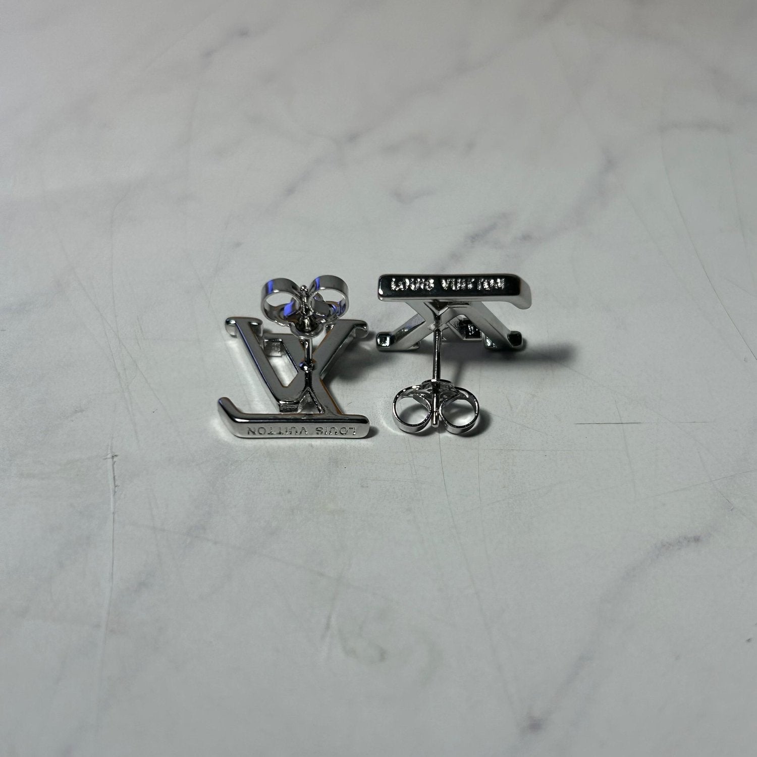 LV ICONIC EARRINGS (2 COLOURS) - Image 2