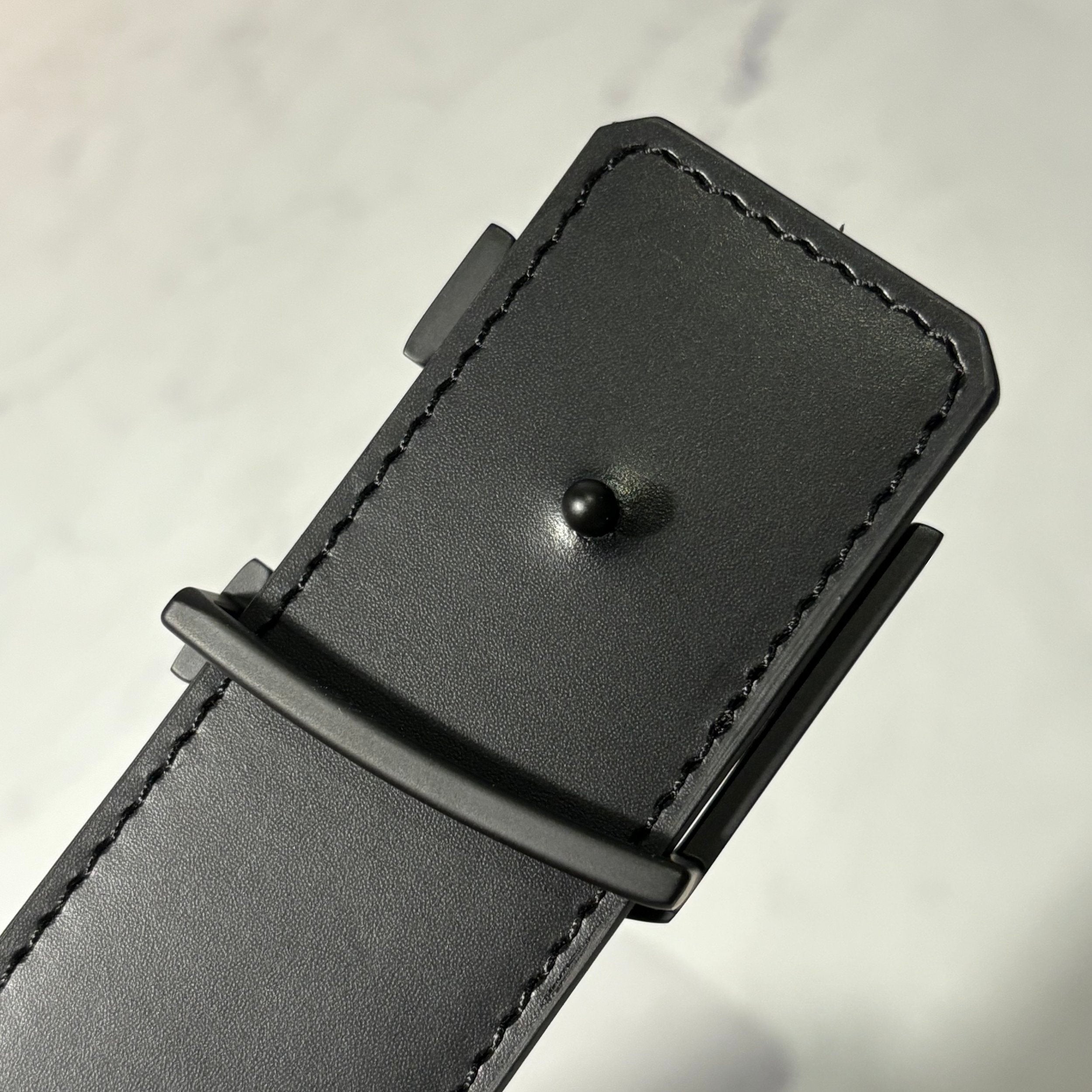 LV BELTS (5 VARIANTS) - Image 12