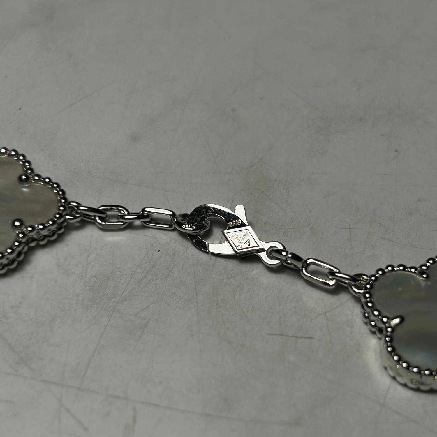 VAN CLEEF 10 MOTIFS NECKLACE (6 COLOURS) - Image 23