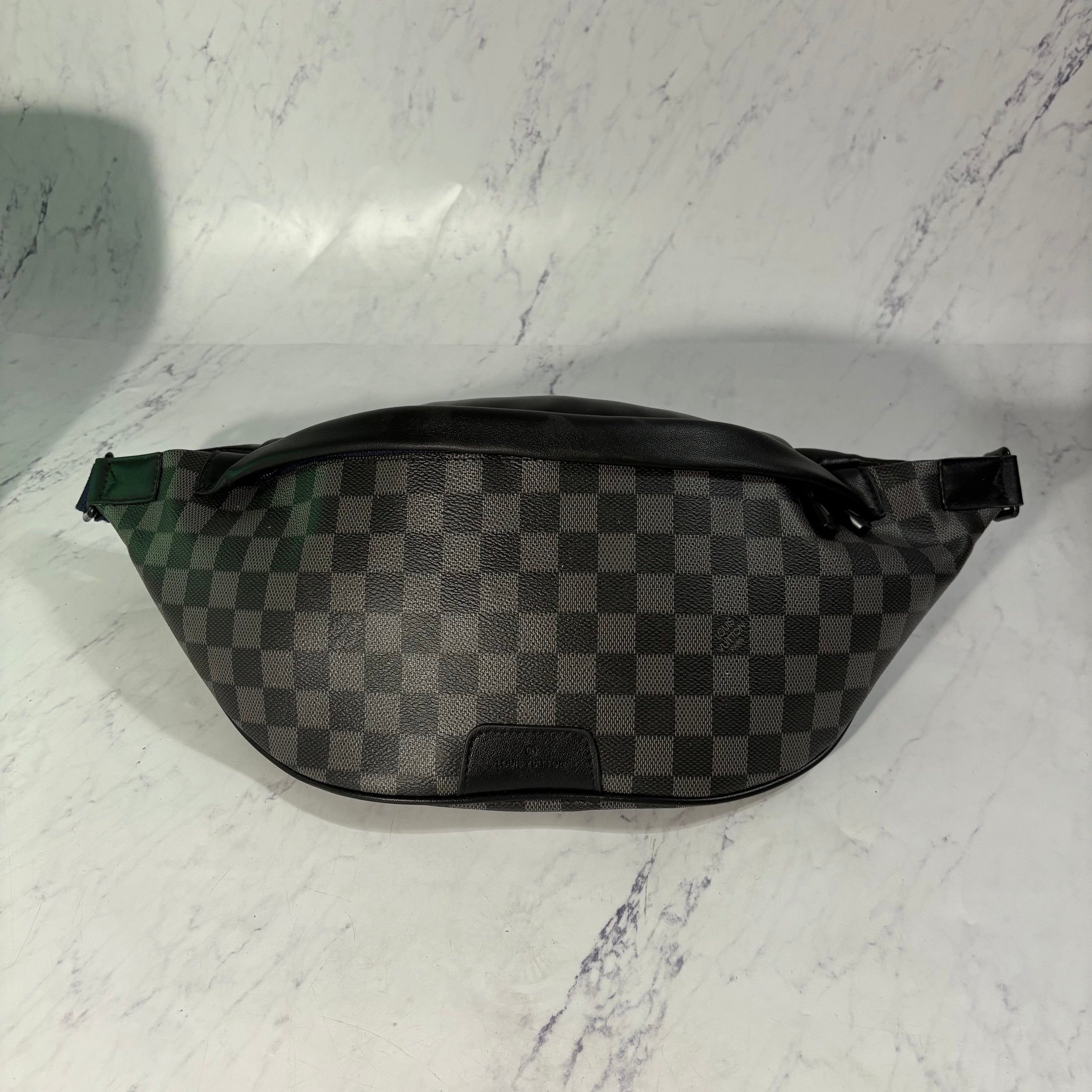 LV BUM BAG - Image 4