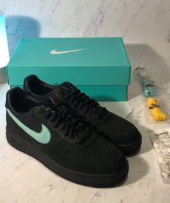 TIFFANY & CO X NIKE TRAINERS (REQUEST ONLY)