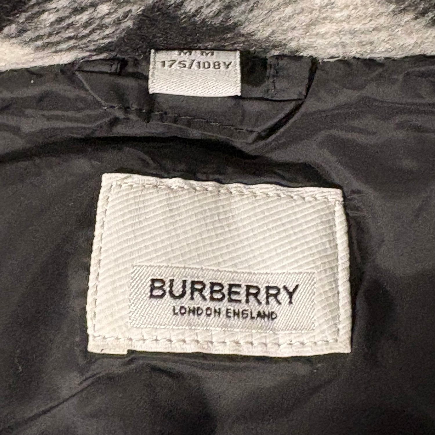 BURBERRY PUFFER JACKET (DETACHABLE ARMS) - Image 8