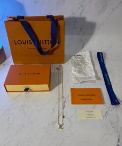 LV NECKLACE DIAMOND