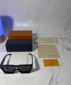 Alternative view of LV SUNGLASSES CYCLONE