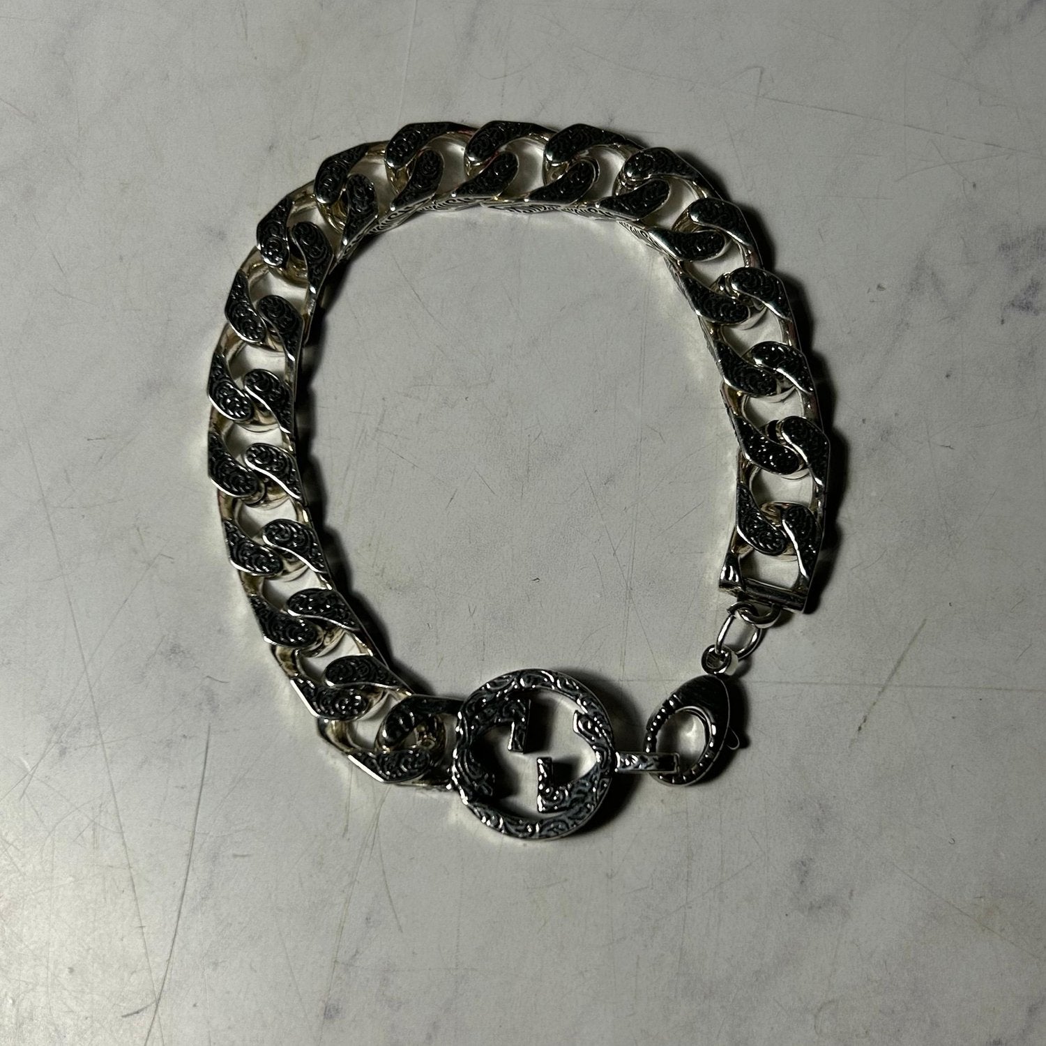 GUCCI INTERLOCKING G BRACELET - Image 2