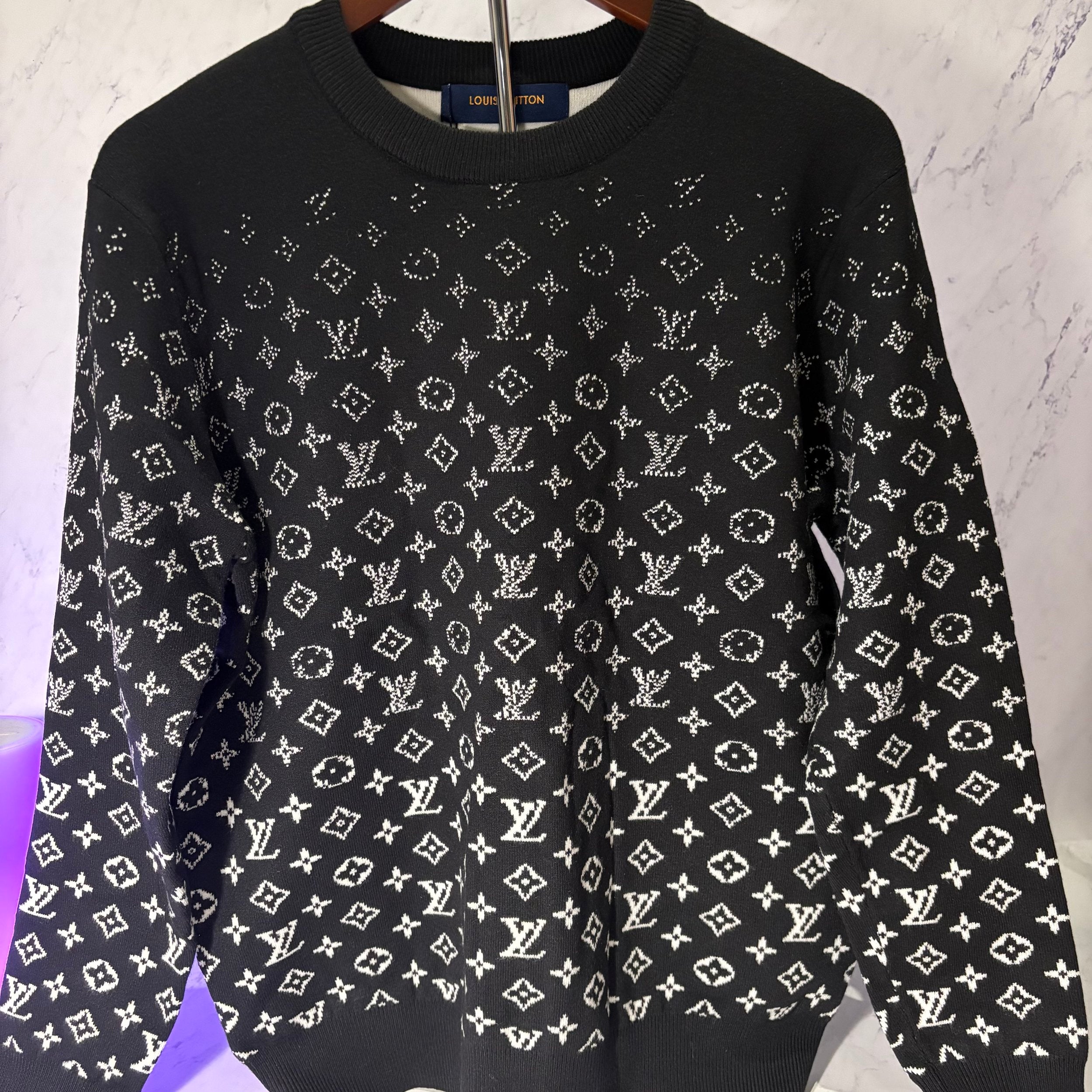 LV GRADIENT SWEATER (SIZE XS-L) - Image 6
