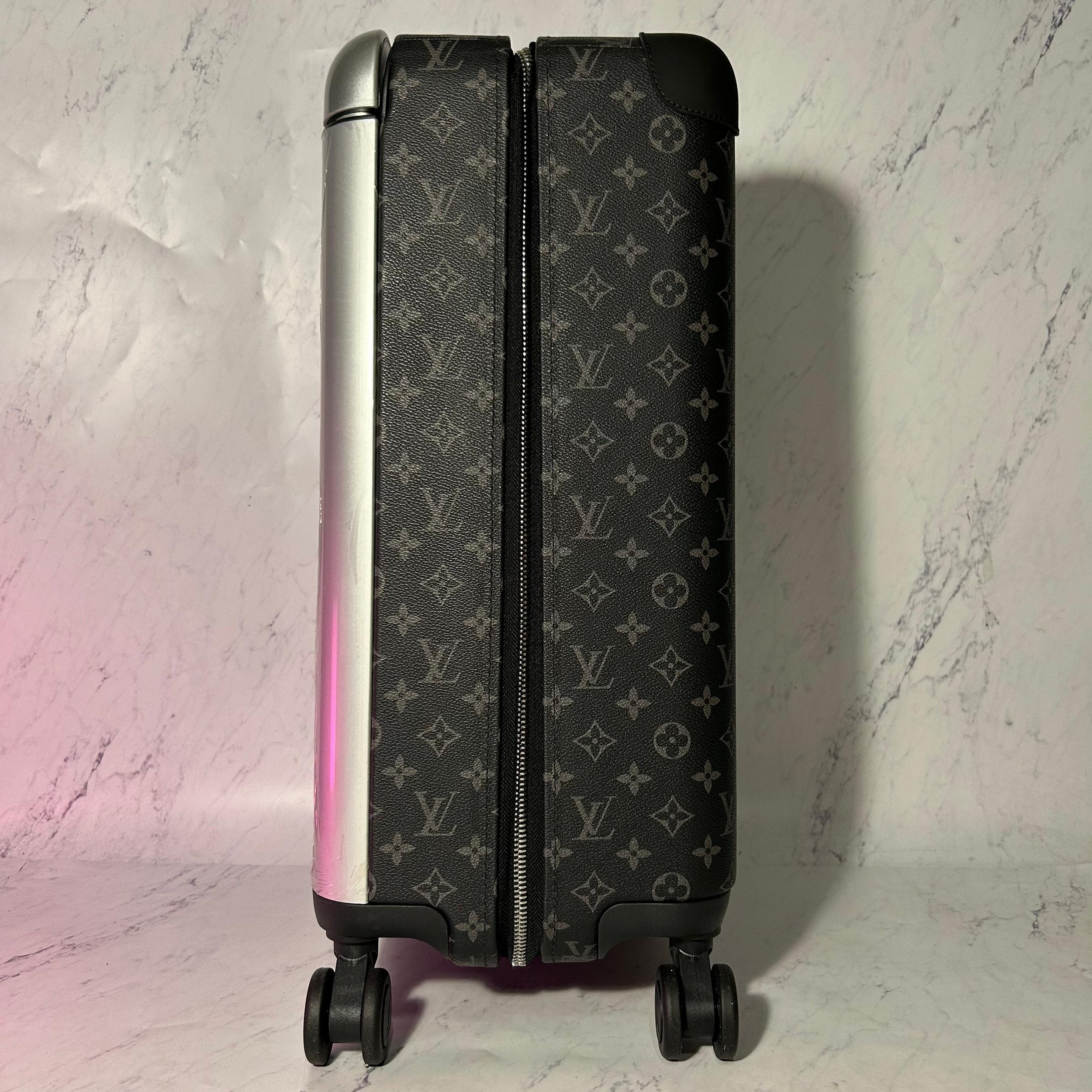 LV SUITCASE - Image 13