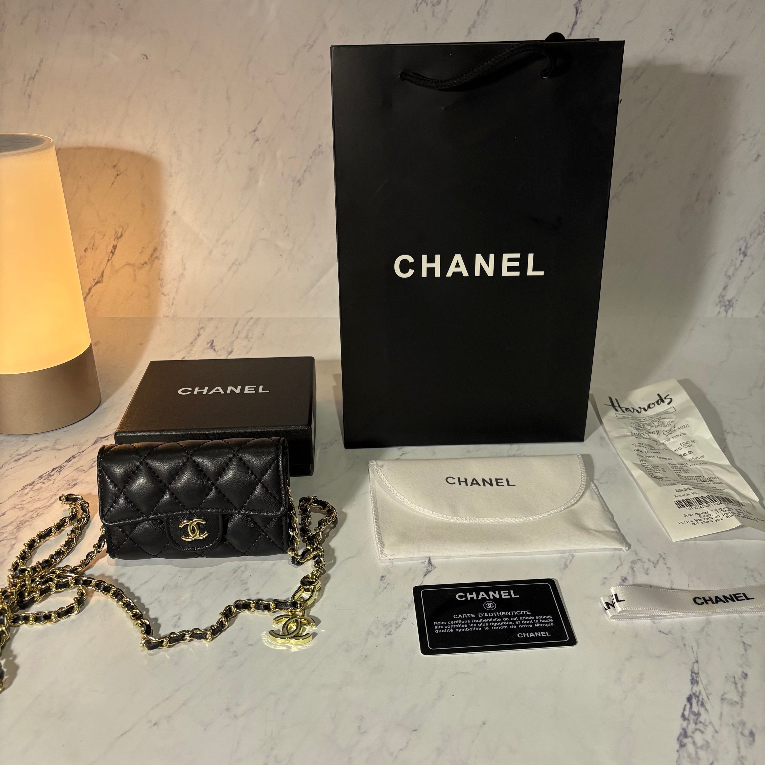 CHANEL WALLET ON CHAIN - Image 4