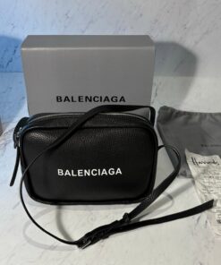 BALENCIAGA CROSSBODY BAG