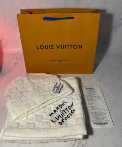 LV BEANIE & SCARF SET