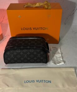 LV TOILETRY BAG