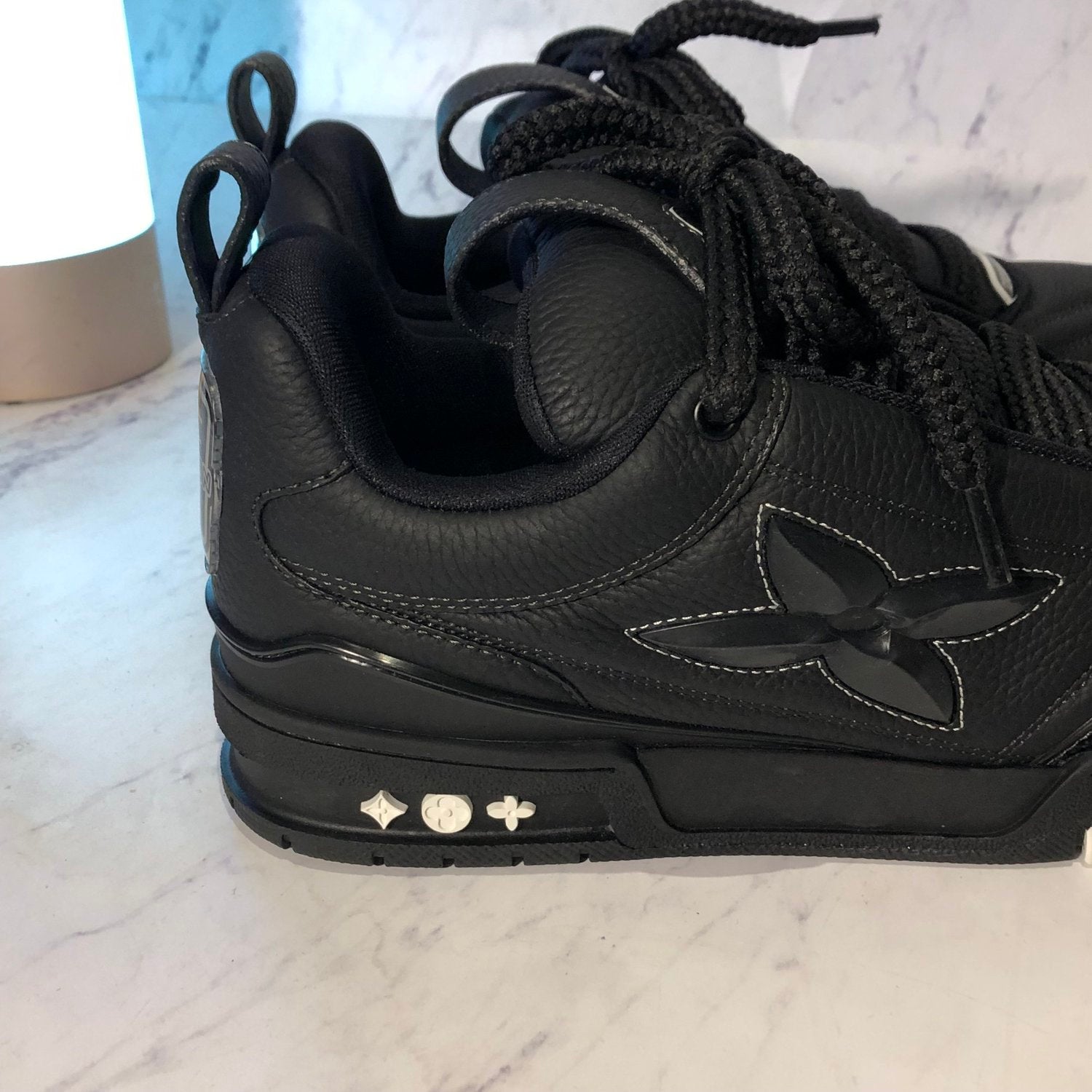 LV SKATES (SIZE 8-12 UK) - Image 8