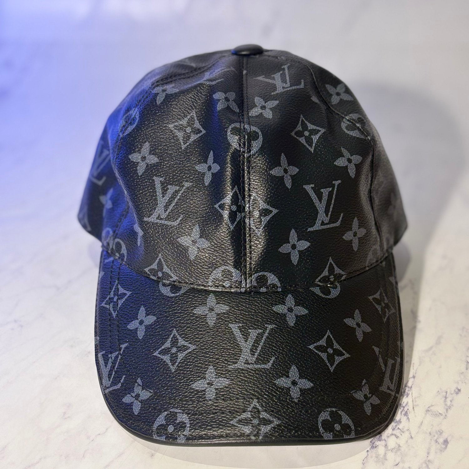 LV CAP MONOGRAM - Image 2