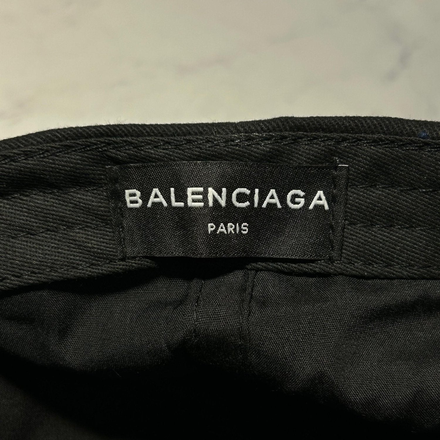 BALENCIAGA CAP - Image 3