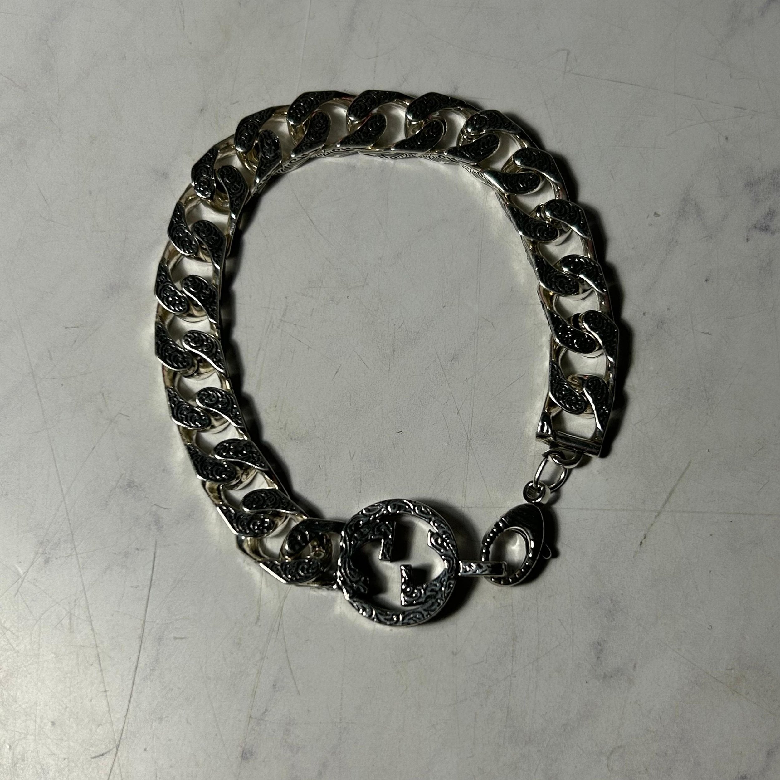 GUCCI INTERLOCKING G BRACELET - Image 4