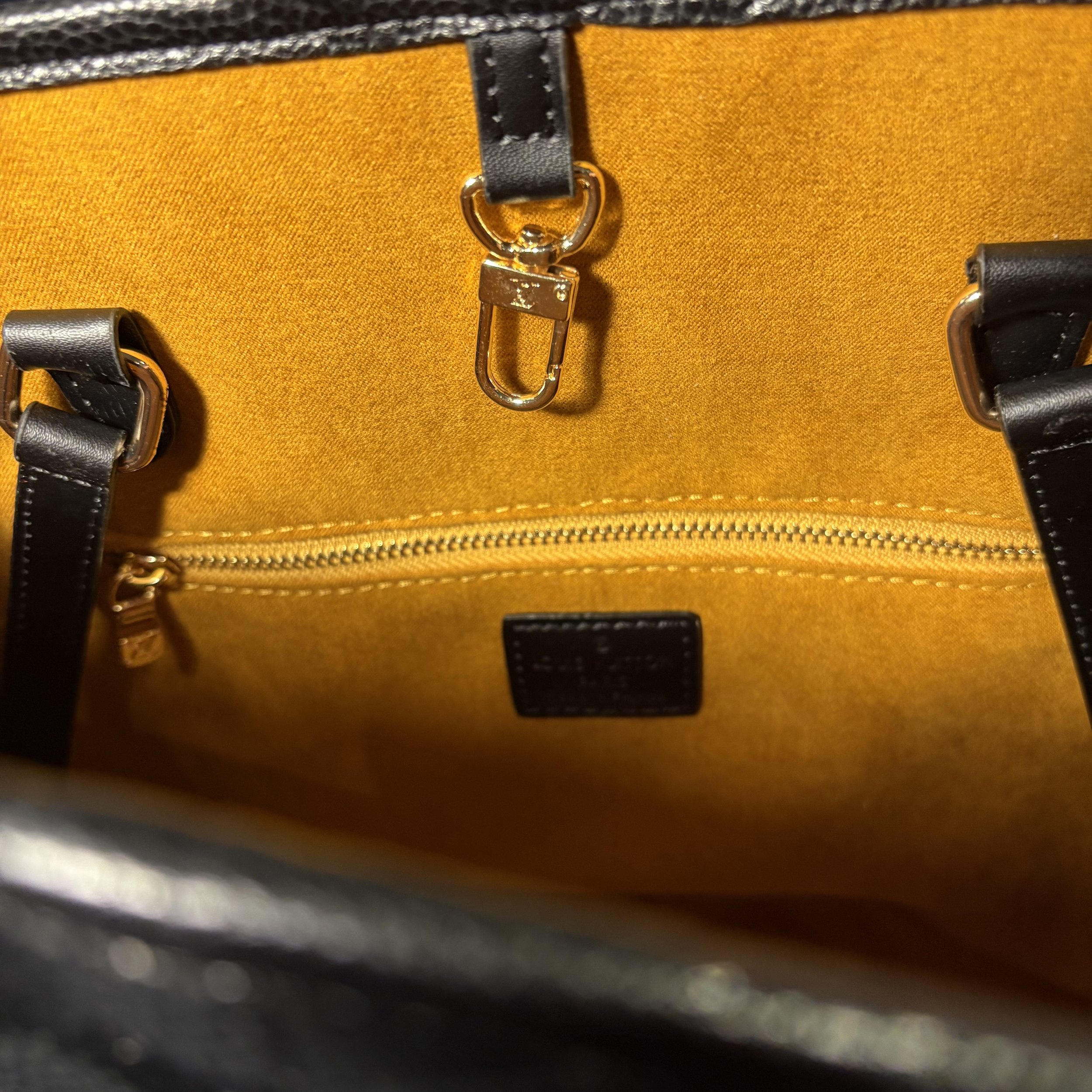 LV OTG TOTE BAG BLACK - Image 9