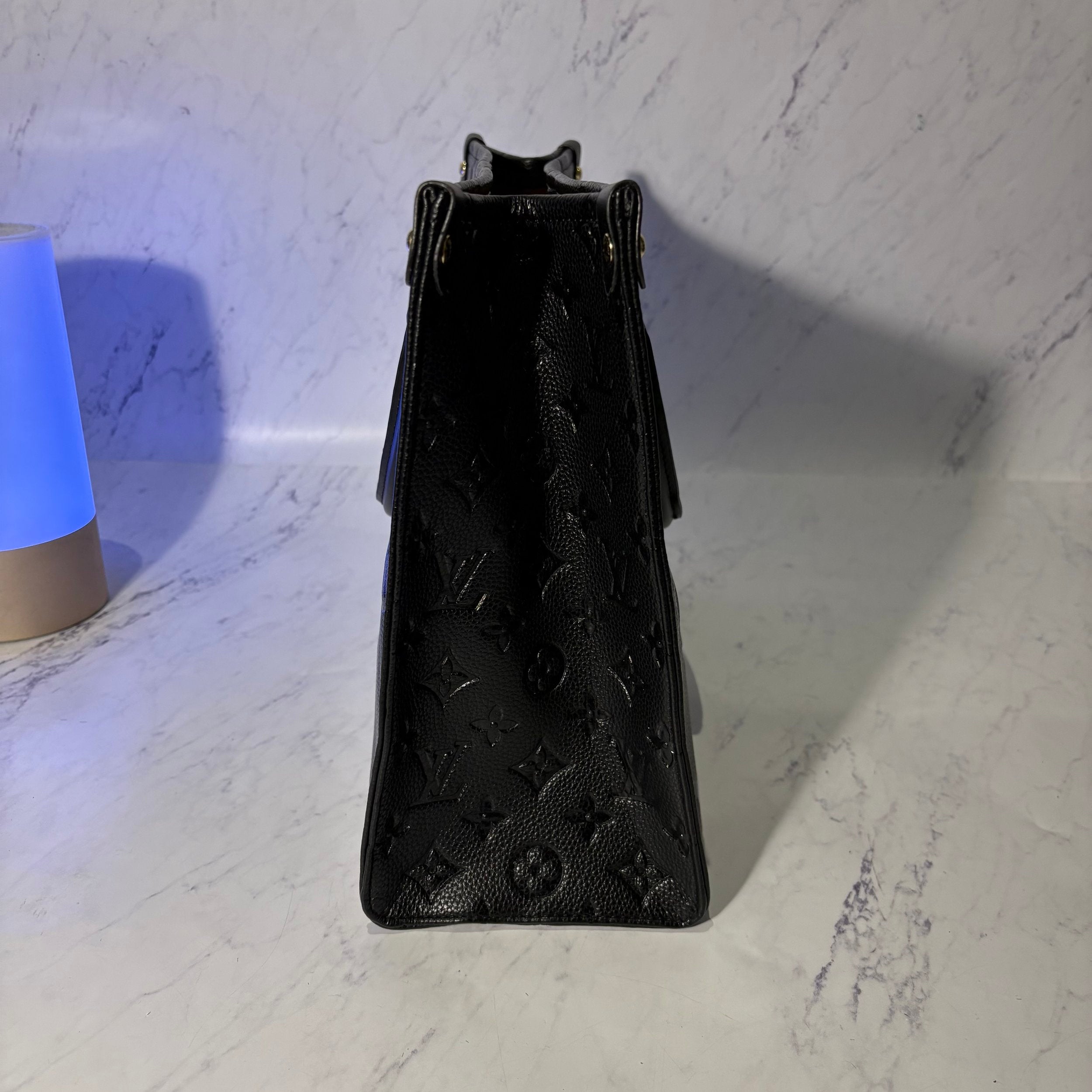 LV OTG TOTE BAG BLACK - Image 8