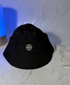 STONE ISLAND BUCKET HAT