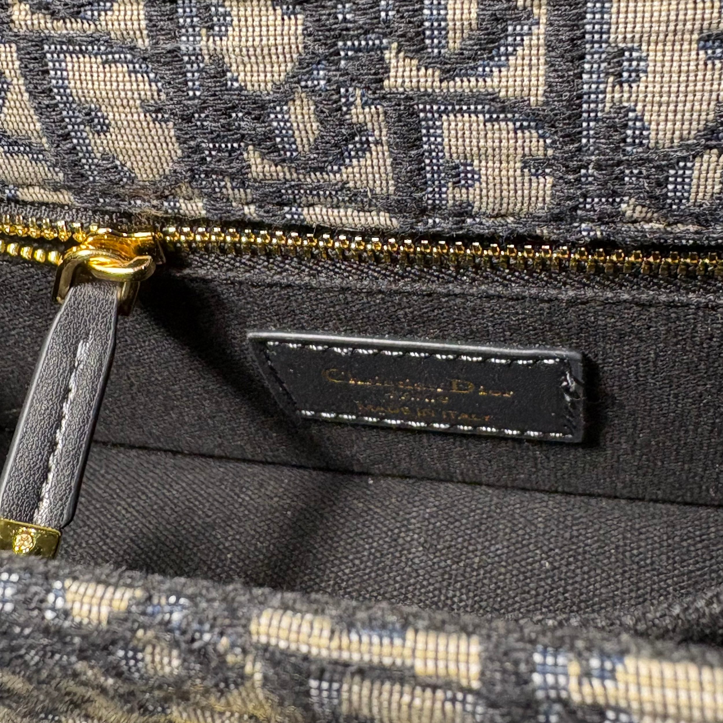 DIOR HANDBAG 30 MONTAIGNE - Image 3