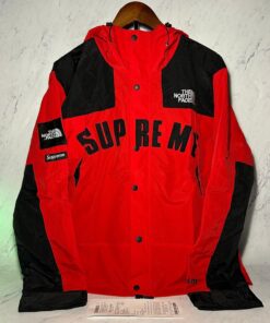 SUPREME X NORTHFACE JACKET (SIZE M-XL)