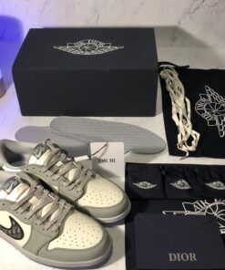 DIOR X AJ1 LOWS (REQUEST ONLY)