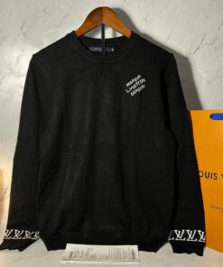 LV SIGNATURE LONGSLEEVE CREWNECK (SIZE M-XL)