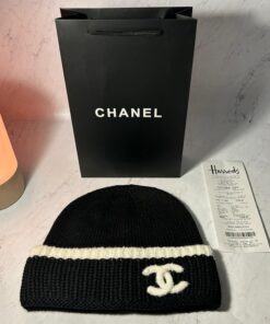 CHANEL BEANIE (2 COLOURS)