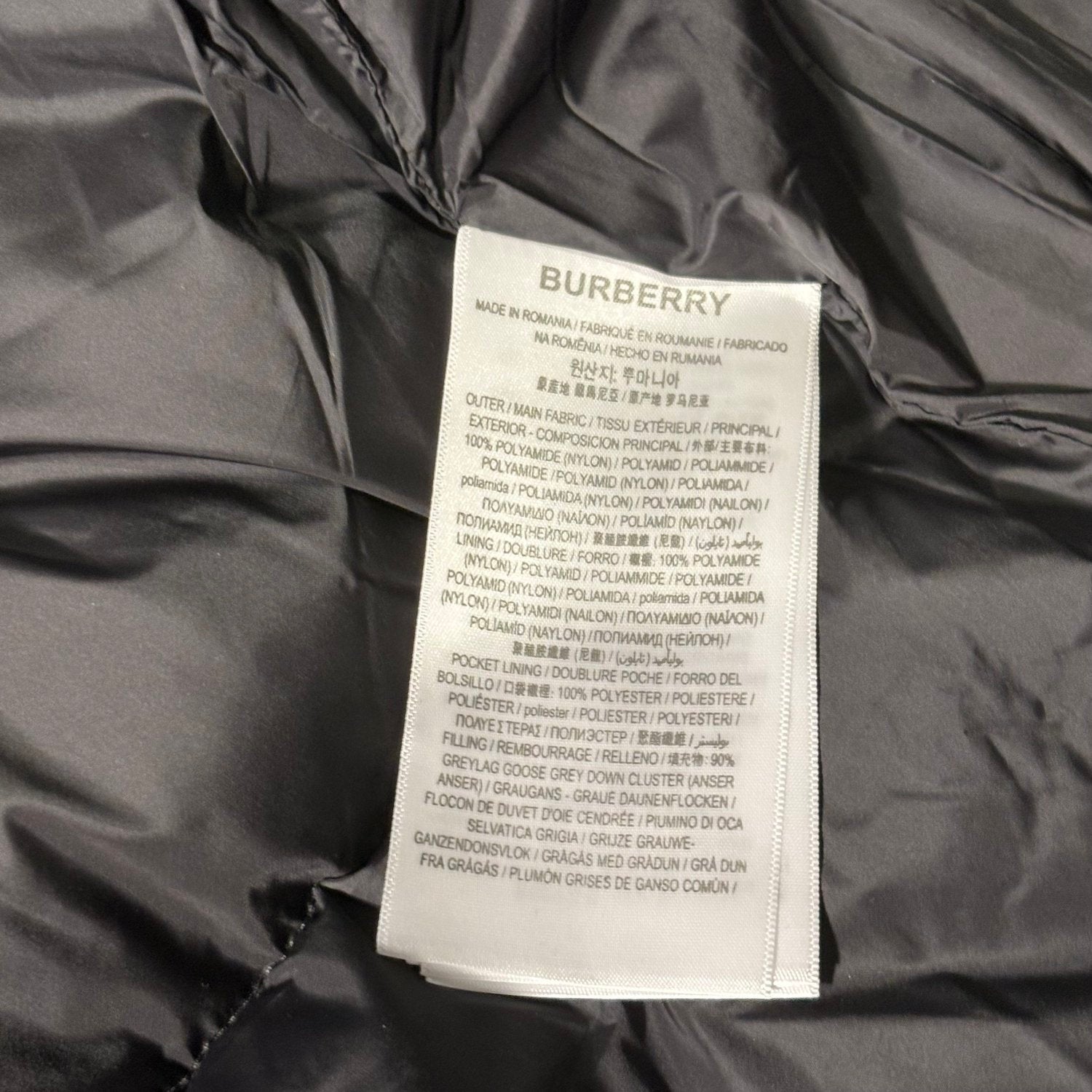 BURBERRY PUFFER JACKET (DETACHABLE ARMS) - Image 9